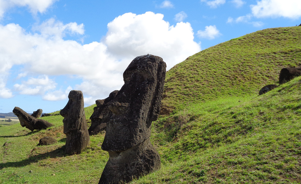 La-Gatta-Destinations-Easter-Island